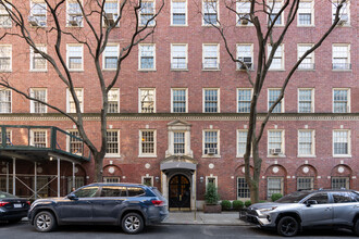 Co-op in New York, NY - Building Photo - Building Photo