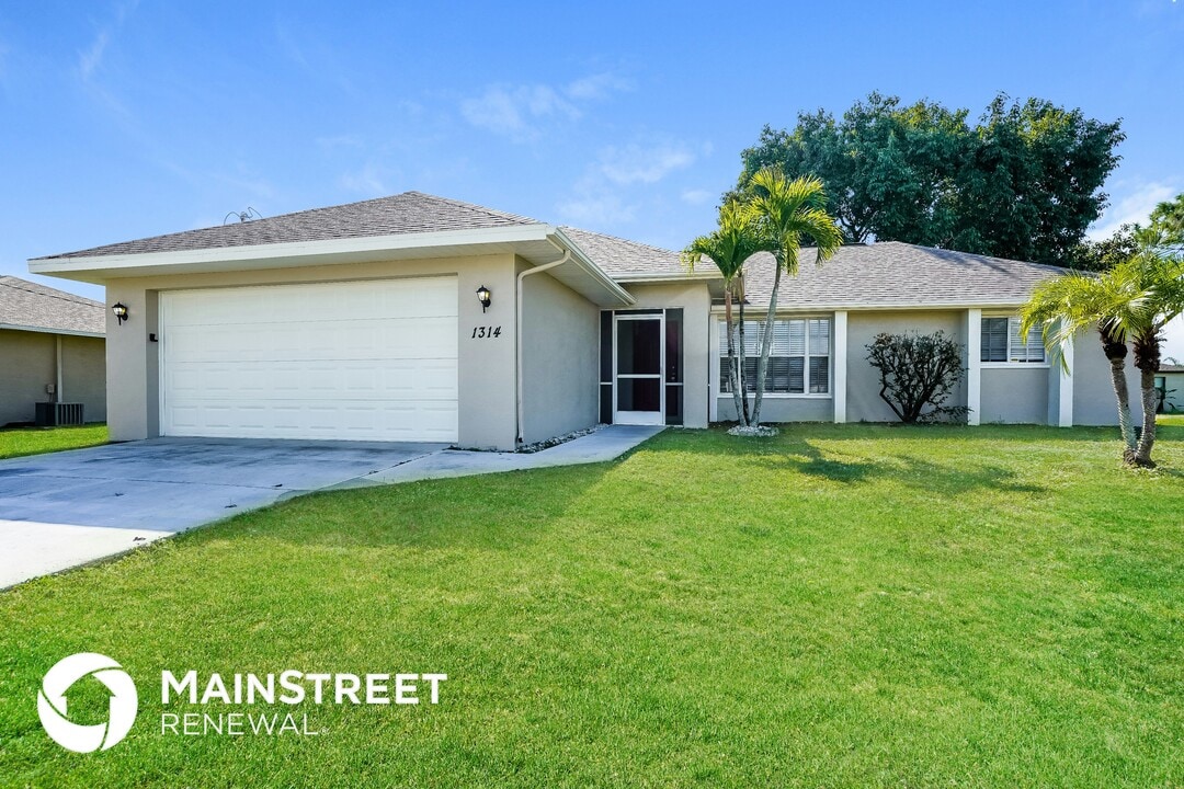1314 SW 33rd St in Cape Coral, FL - Building Photo