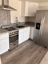 902 S Agate St, Unit B in Anaheim, CA - Building Photo - Building Photo