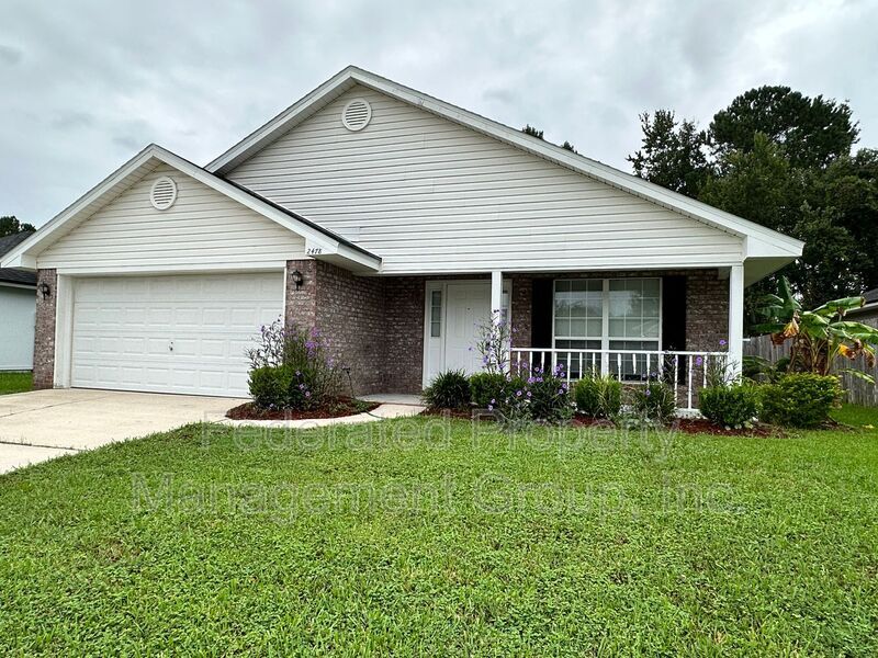 2478 Aloha Ln in Middleburg, FL - Building Photo