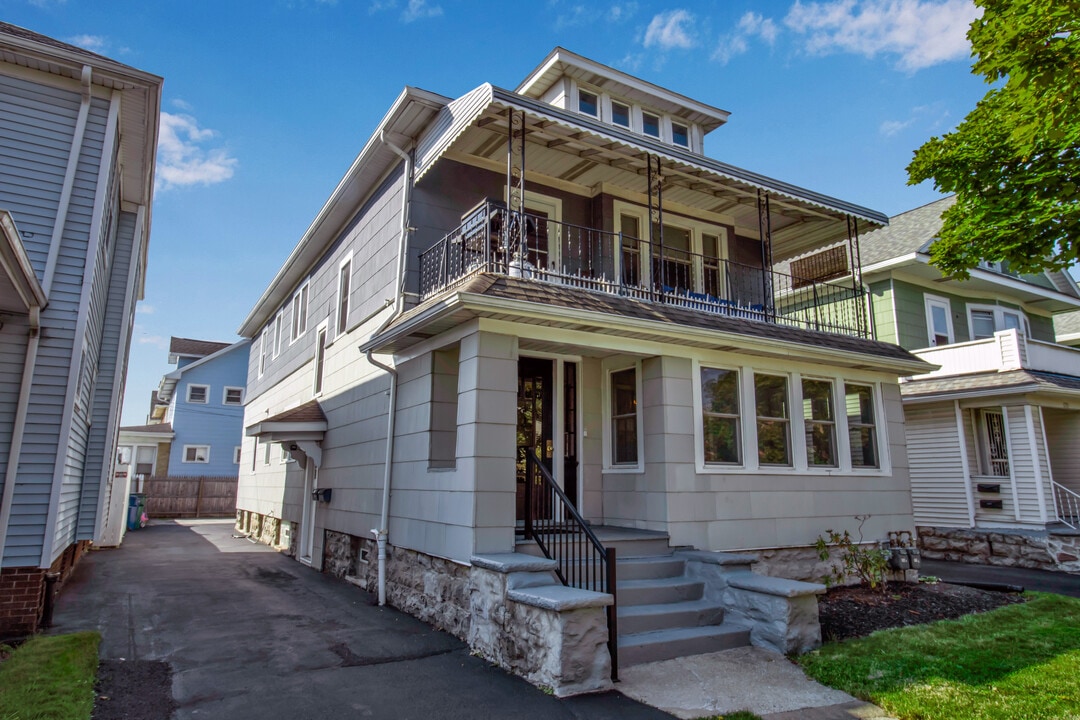 175 Tacoma Ave in Buffalo, NY - Building Photo