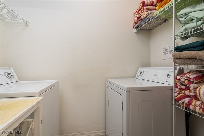 1927 Morning Sun Ln in Naples, FL - Building Photo - Building Photo