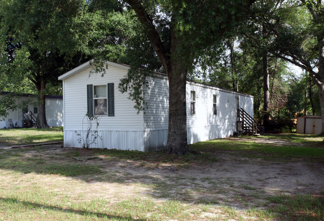 Oak Hill Mobile Home Park in Wilmington, NC - Building Photo - Building Photo