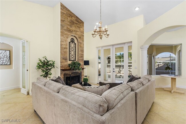 247 SE 45th St