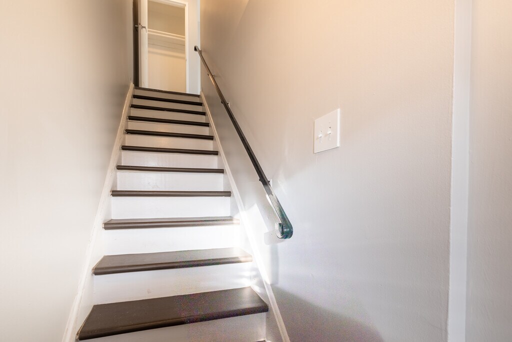 Oakview Apartments in Coram, NY