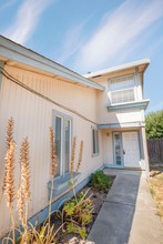 4537-4539 Jenness Way in Sacramento, CA - Building Photo - Building Photo