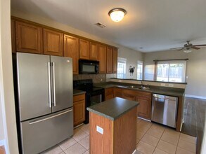 1014 Lake Norman Ln in Leland, NC - Building Photo - Building Photo