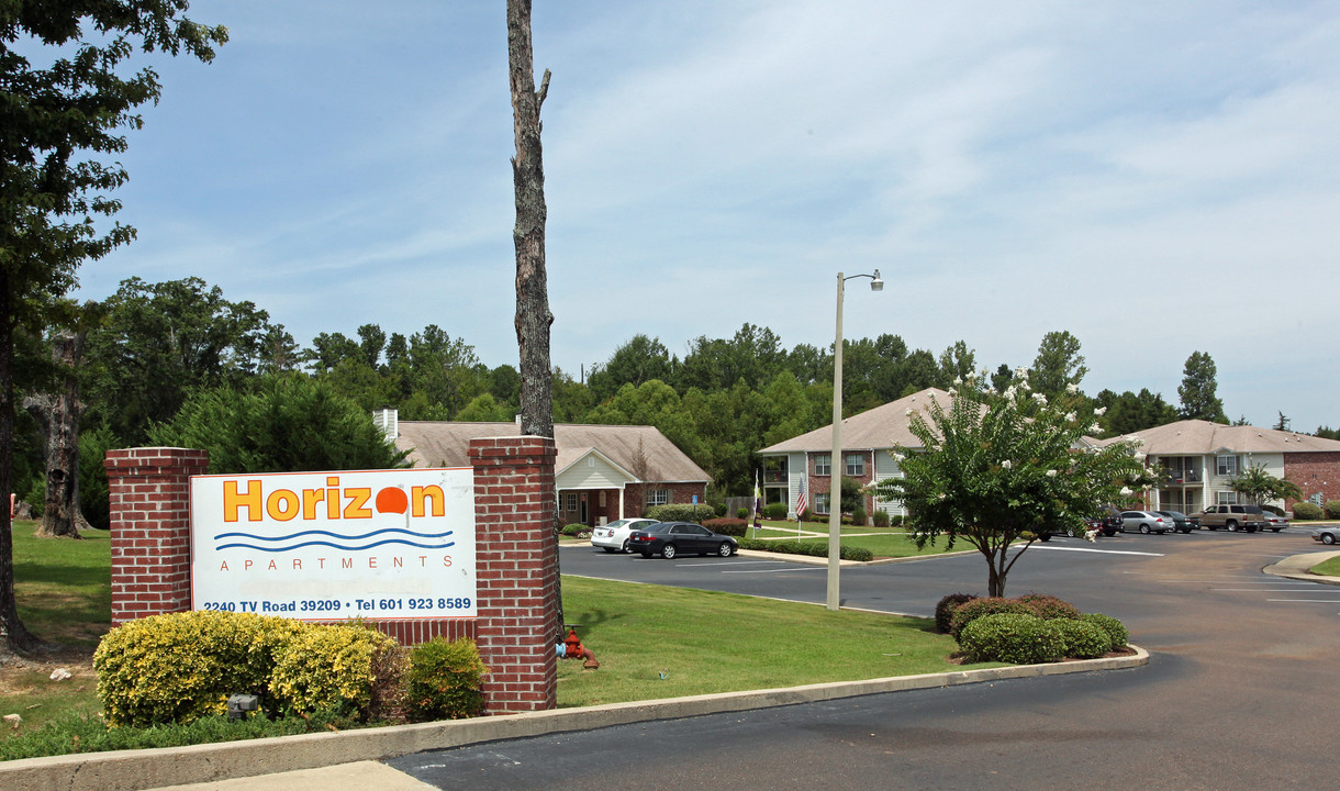 Horizon Apartments in Jackson, MS - Building Photo