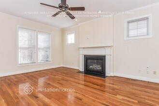 124 Amberglen Ln in Holly Springs, NC - Building Photo - Building Photo