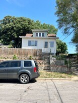 1012 Castelar St in Omaha, NE - Building Photo