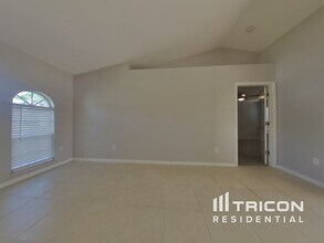 2740 Begonia Terrace in North Port, FL - Building Photo - Building Photo