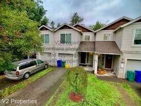 11919 SE Schiller St