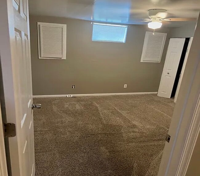 6200 Tamara Ct, Unit 2 in Camp Springs, MD - Foto de edificio - Building Photo