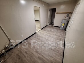 1221 E Moneta Ave in Peoria Heights, IL - Building Photo - Building Photo