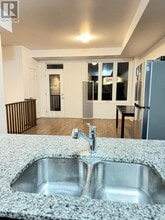 261 Danzatore Path in Oshawa, ON - Building Photo - Building Photo