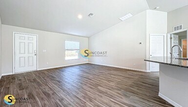 27170 Jordan Ave in Punta Gorda, FL - Building Photo - Building Photo