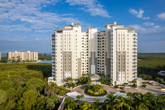 Grande Dominica at the Dunes in Naples, FL - Foto de edificio - Building Photo