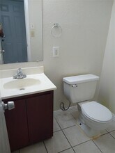 7630 Muirwood Ln in Houston, TX - Building Photo - Building Photo
