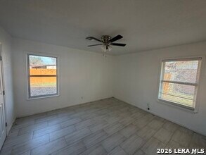 229 E Langley Blvd in Universal City, TX - Building Photo - Building Photo