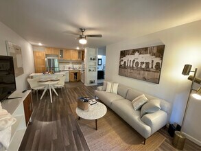 6370 Rancho Mission Rd in San Diego, CA - Building Photo - Building Photo