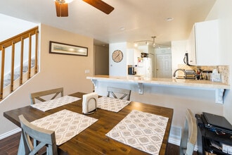 11530 W 70th Plz, Unit B in Arvada, CO - Building Photo - Building Photo