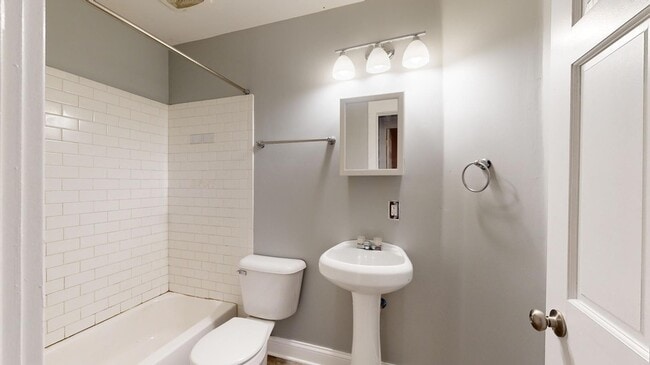 2608 2nd Ave S, Unit 1 in Minneapolis, MN - Building Photo - Building Photo