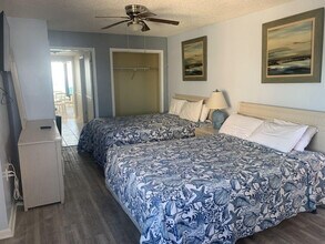 2406 N Ocean Blvd in Myrtle Beach, SC - Building Photo - Building Photo