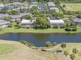 35 Vis Gdns Trl in Vero Beach, FL - Building Photo