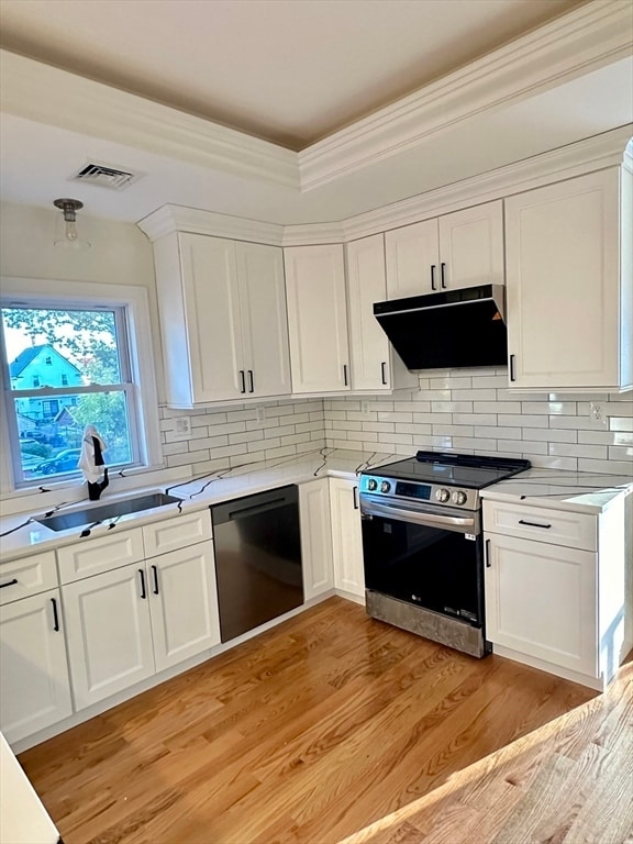 property at 171 Safford St