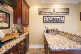 8 Gates St in Boston, MA - Building Photo - Building Photo