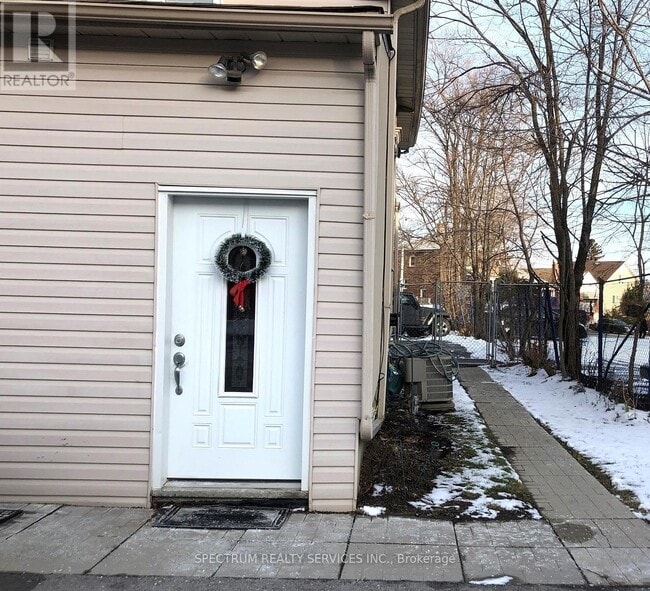 property at 1002 Weston Rd