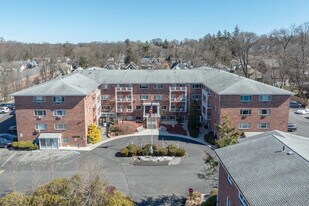 Peldale Cooperative Apartments in New Rochelle, NY - Building Photo