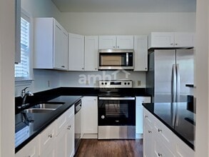 821 Rain Dance Way in Cordova, TN - Foto de edificio - Building Photo