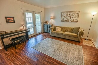 809 California St in Tallahassee, FL - Building Photo - Building Photo