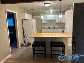 3003 Patton Rd SW-Unit -UNIT B in Huntsville, AL - Building Photo - Building Photo