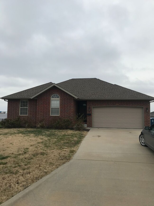property at 2039 Mississippi Ave