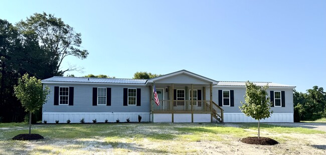 property at 25 Winterberry Ln
