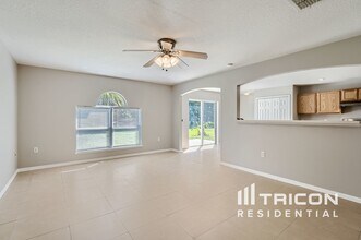 17017 Lixberry Way in Land O Lakes, FL - Building Photo - Building Photo