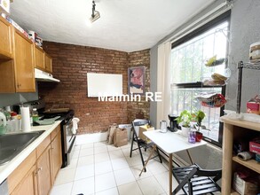 74 Hammond St, Unit 2 in Boston, MA - Building Photo - Building Photo