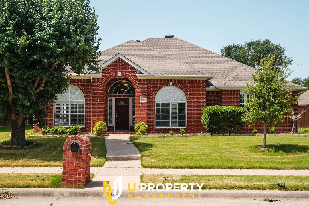 1537 Bastrop Dr in Carrollton, TX - Building Photo