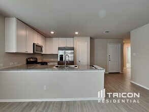 5531 Basil Chase in Converse, TX - Building Photo - Building Photo