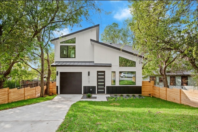 property at 2103 E 8th St