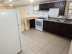 4835 W Cornelia Ave, Unit Basement in Chicago, IL - Building Photo - Building Photo