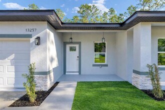 13257 SW 73rd Ave Rd in Ocala, FL - Building Photo - Building Photo