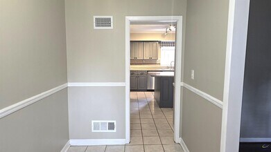 104 Carter Woods Dr in Warner Robins, GA - Building Photo - Building Photo