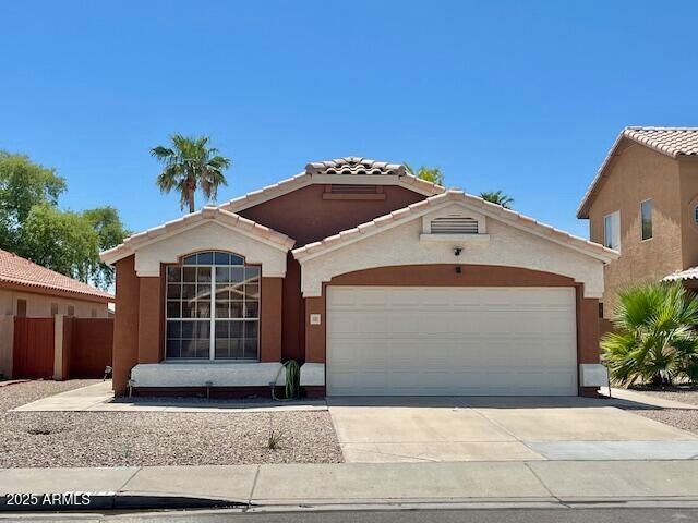 1161 W Lark Dr in Chandler, AZ - Building Photo