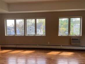 2 Charles St in Nyack, NY - Building Photo - Building Photo