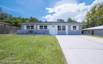 3905 Alachua Ave in Titusville, FL - Building Photo