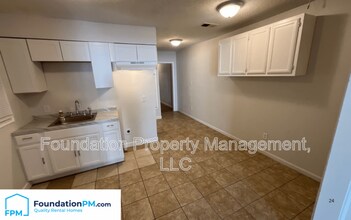 2775 Waverly Ave in Memphis, TN - Foto de edificio - Building Photo