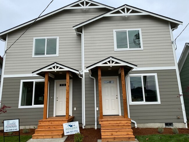 property at 141-143 E Rio Vista Ave